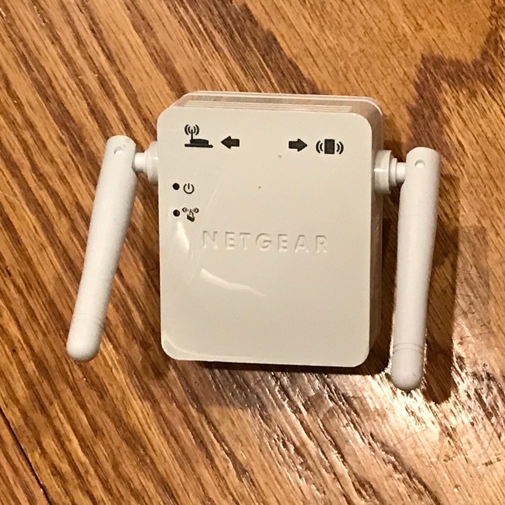 🎉HP🎉 Netgear Wall Plug Wi-Fi Range Extender